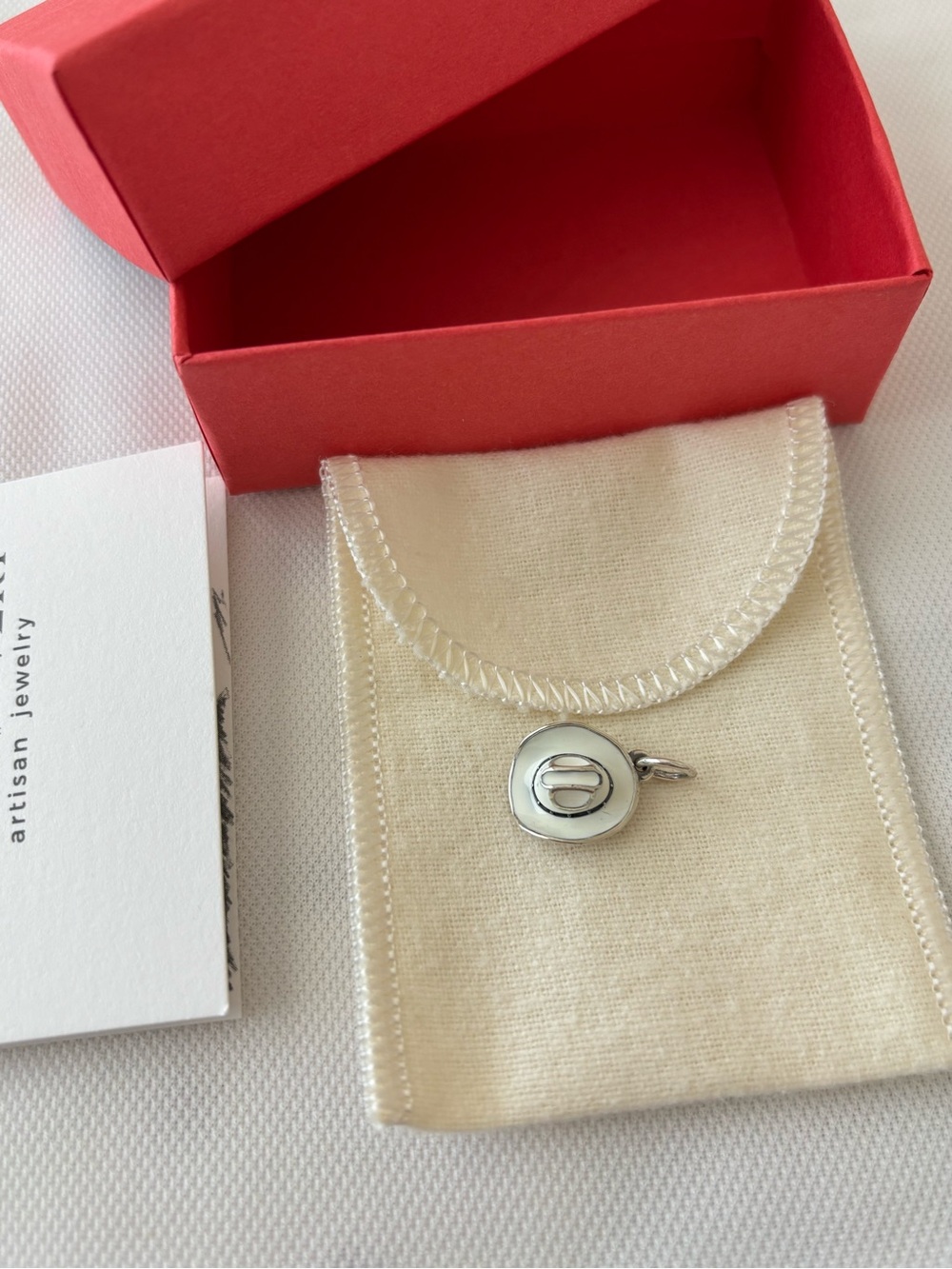 Limited Edition James Avery White Enamel Cowgirl Hat Charm 🤠🤍